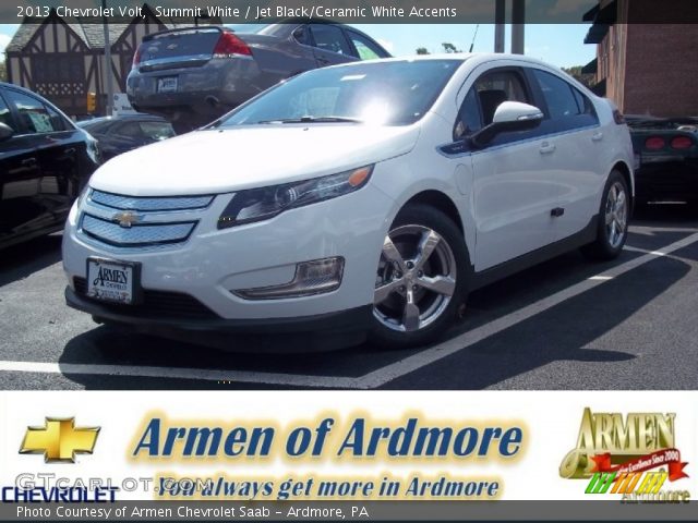2013 Chevrolet Volt  in Summit White
