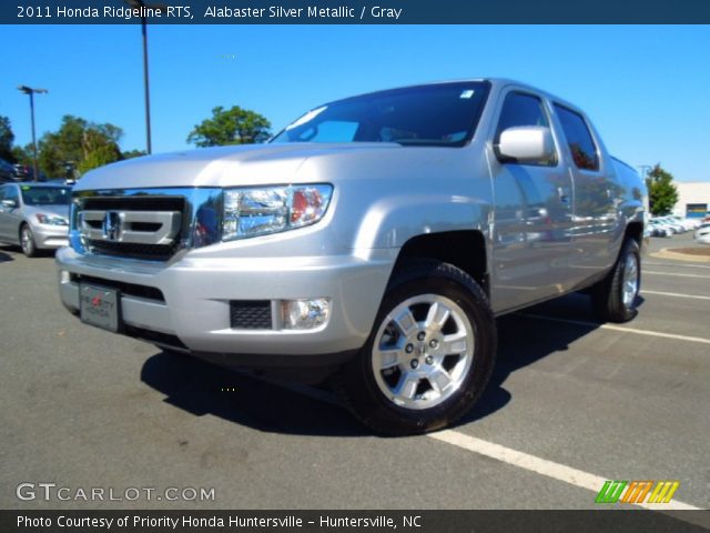 2011 Honda Ridgeline RTS in Alabaster Silver Metallic
