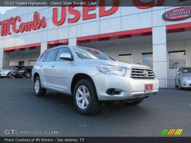 2010 Toyota Highlander  in Classic Silver Metallic