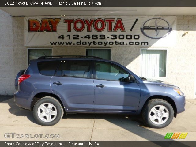 2012 Toyota RAV4 I4 4WD in Pacific Blue Metallic