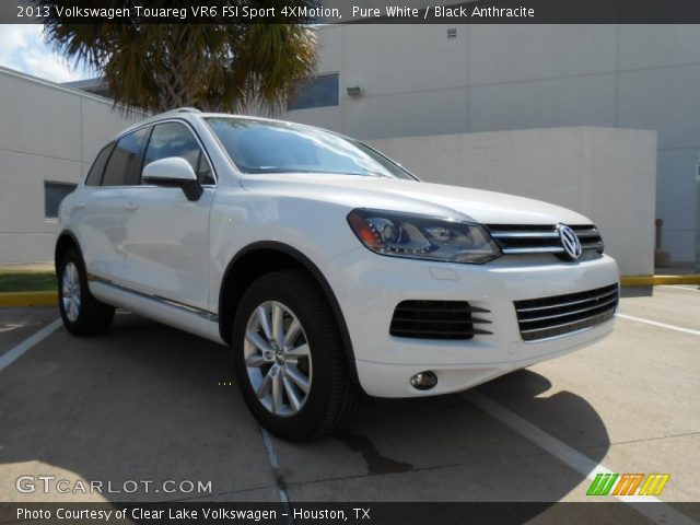 2013 Volkswagen Touareg VR6 FSI Sport 4XMotion in Pure White