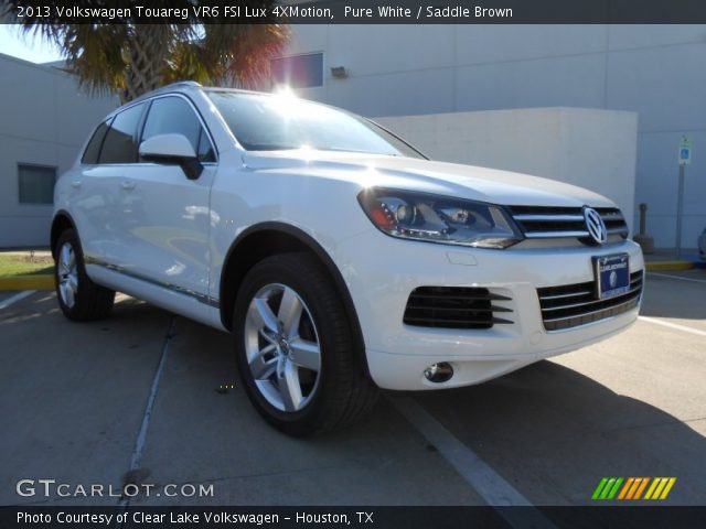 2013 Volkswagen Touareg VR6 FSI Lux 4XMotion in Pure White