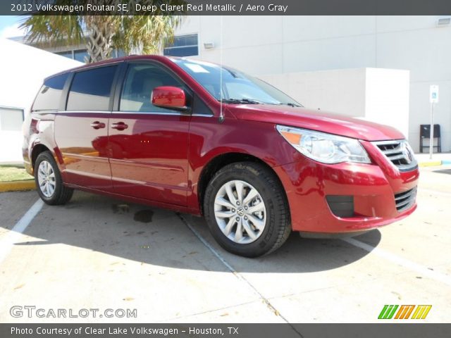 2012 Volkswagen Routan SE in Deep Claret Red Metallic
