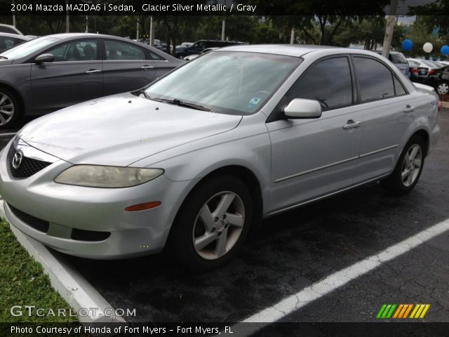 2004 Mazda MAZDA6 i Sedan in Glacier Silver Metallic
