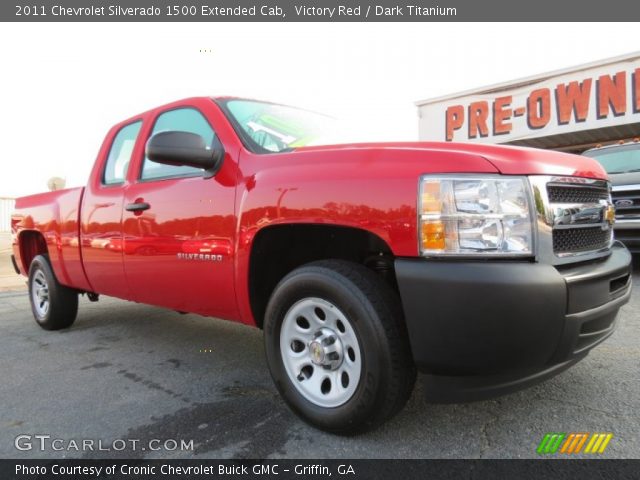 2011 Chevrolet Silverado 1500 Extended Cab in Victory Red