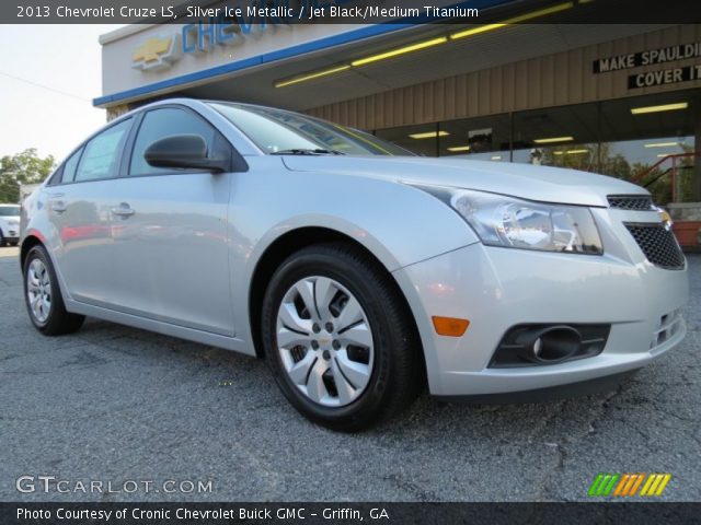 2013 Chevrolet Cruze LS in Silver Ice Metallic