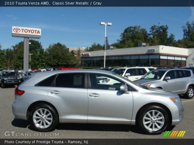 2010 Toyota Venza AWD in Classic Silver Metallic