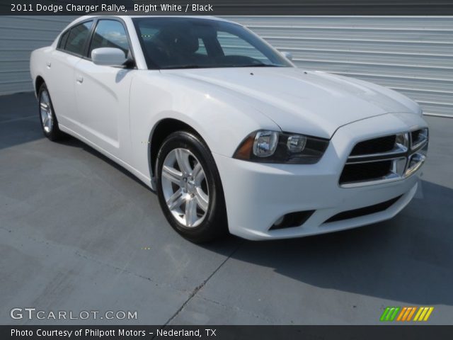 2011 Dodge Charger Rallye in Bright White