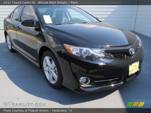 2012 Toyota Camry SE in Attitude Black Metallic