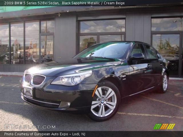 2009 BMW 5 Series 528xi Sedan in Black Sapphire Metallic