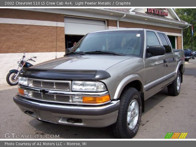 2002 Chevrolet S10 LS Crew Cab 4x4 in Light Pewter Metallic