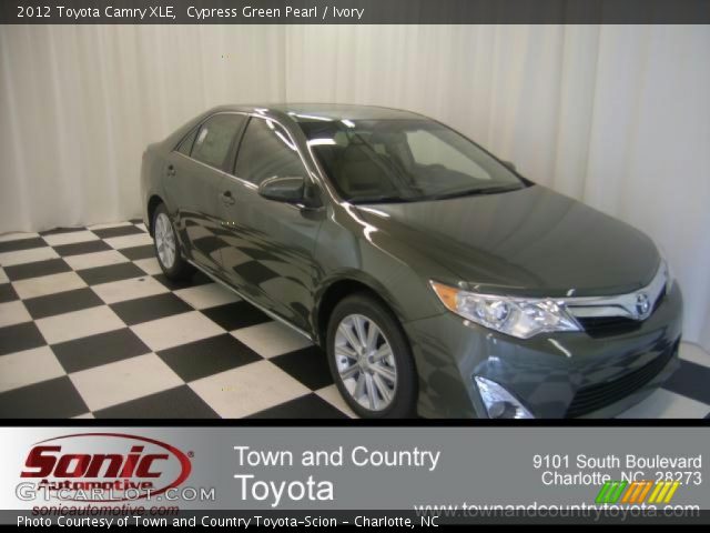 2012 Toyota Camry XLE in Cypress Green Pearl
