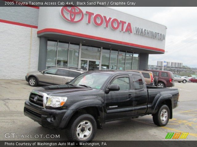 2005 Toyota Tacoma Access Cab 4x4 in Black Sand Pearl