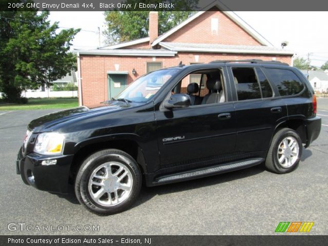 2006 GMC Envoy Denali 4x4 in Black Onyx