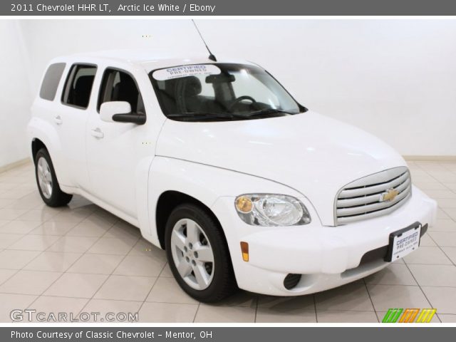 2011 Chevrolet HHR LT in Arctic Ice White