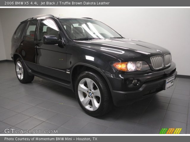 2006 BMW X5 4.4i in Jet Black