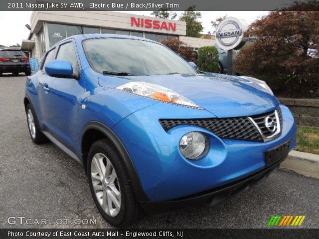 2011 Nissan Juke SV AWD in Electric Blue