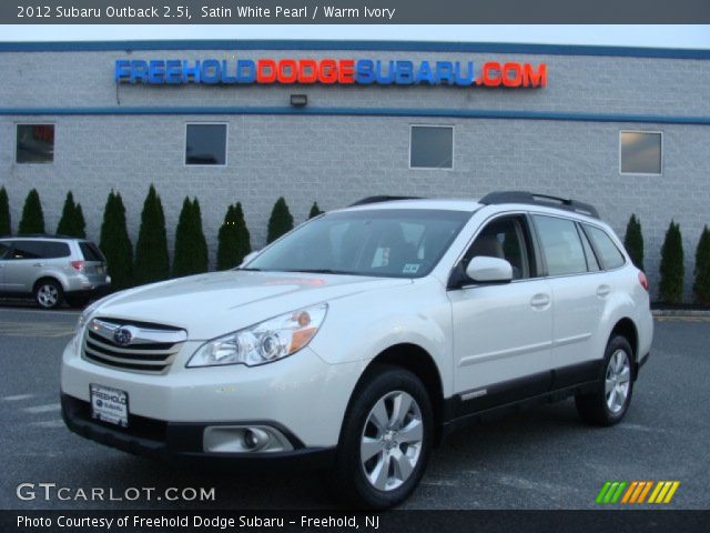 2012 Subaru Outback 2.5i in Satin White Pearl