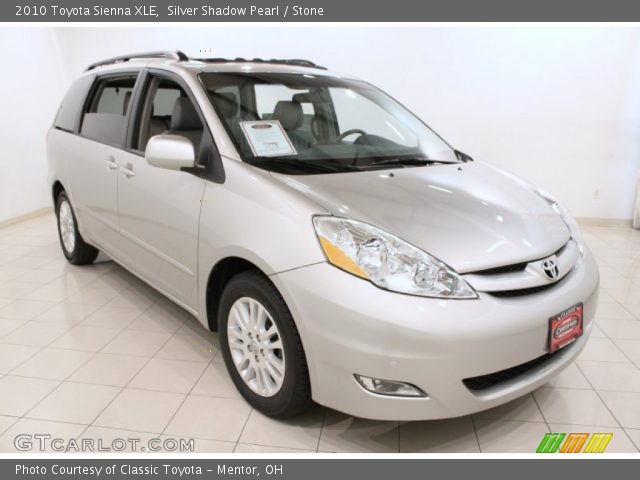 2010 Toyota Sienna XLE in Silver Shadow Pearl