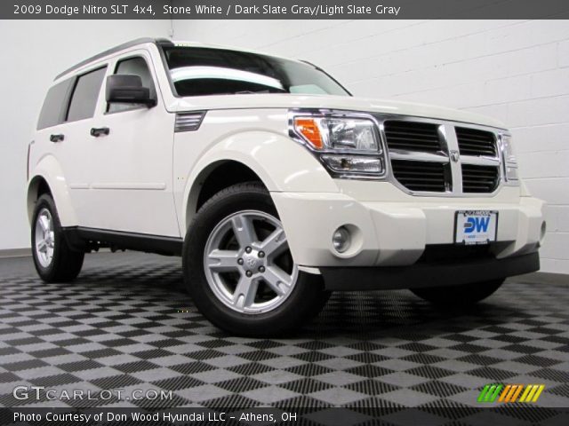 2009 Dodge Nitro SLT 4x4 in Stone White