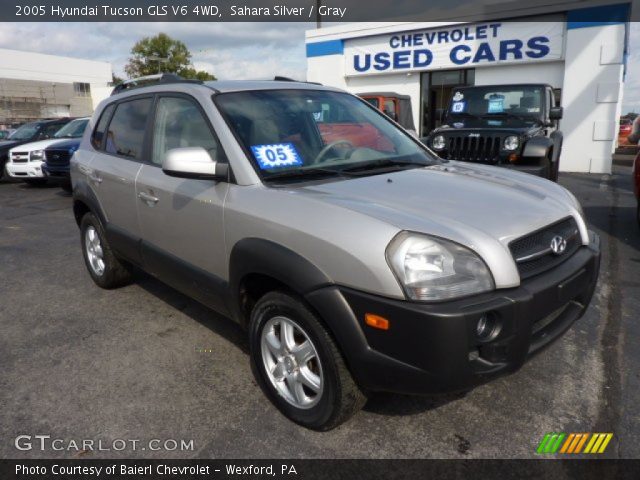 2005 Hyundai Tucson GLS V6 4WD in Sahara Silver