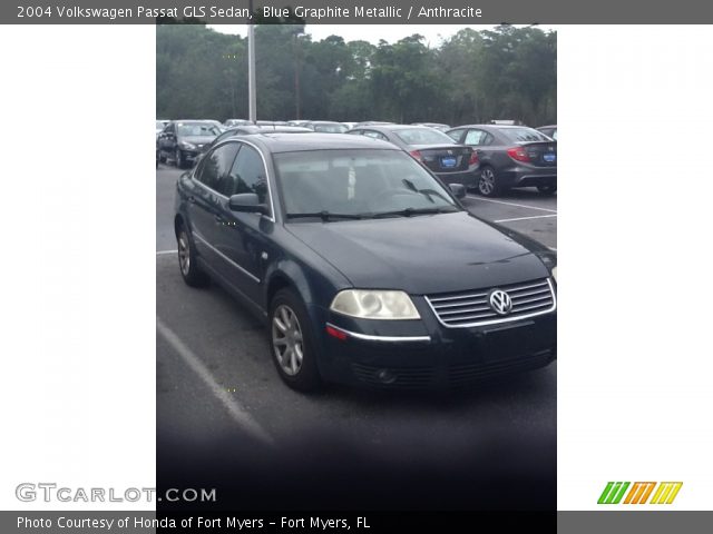 2004 Volkswagen Passat GLS Sedan in Blue Graphite Metallic