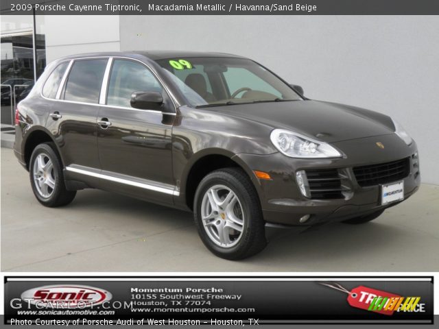 2009 Porsche Cayenne Tiptronic in Macadamia Metallic