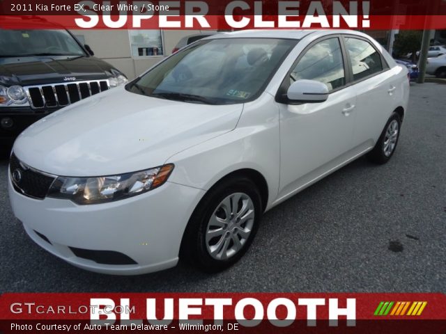 2011 Kia Forte EX in Clear White