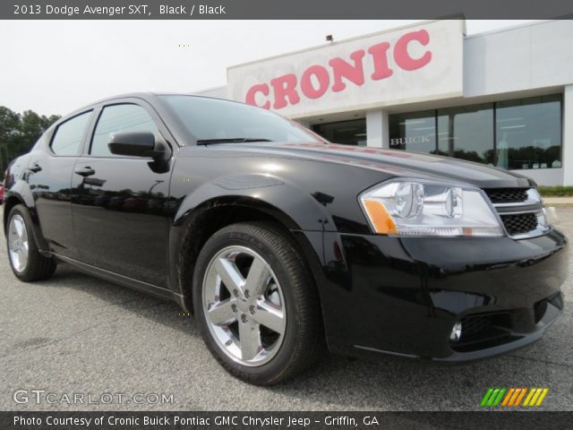 2013 Dodge Avenger SXT in Black