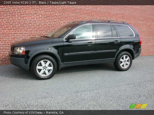 2005 Volvo XC90 2.5T in Black