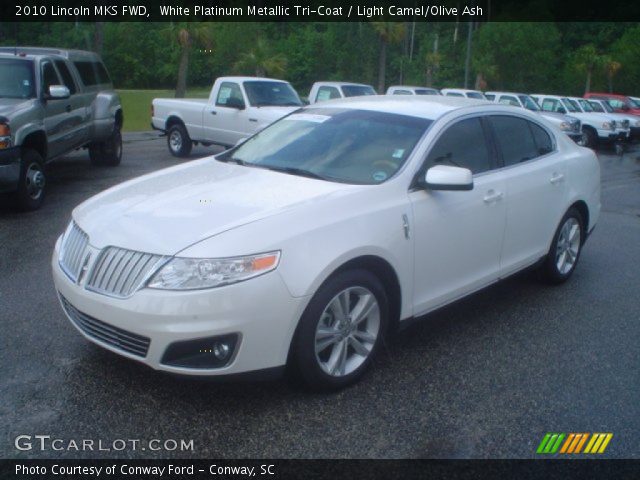 2010 Lincoln MKS FWD in White Platinum Metallic Tri-Coat