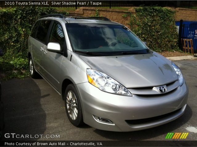 2010 Toyota Sienna XLE in Silver Shadow Pearl