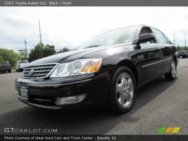 2003 Toyota Avalon XLS in Black