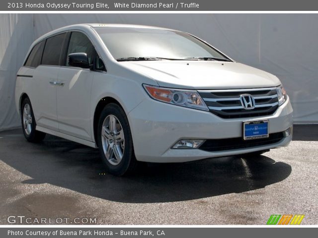 2013 Honda Odyssey Touring Elite in White Diamond Pearl