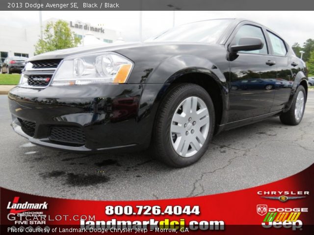 2013 Dodge Avenger SE in Black