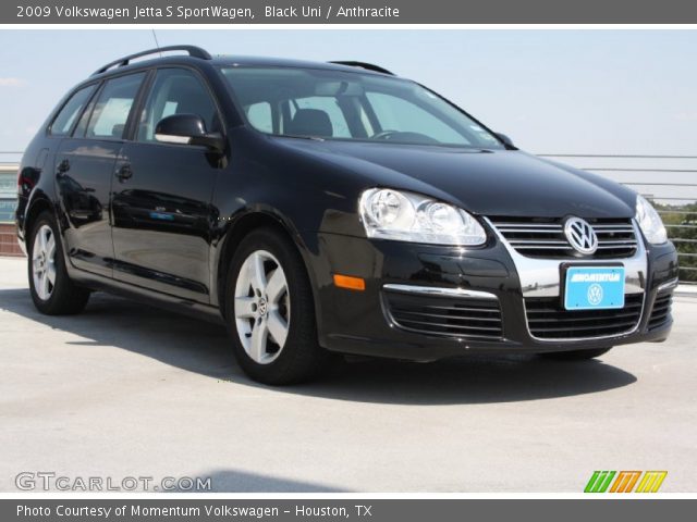 2009 Volkswagen Jetta S SportWagen in Black Uni