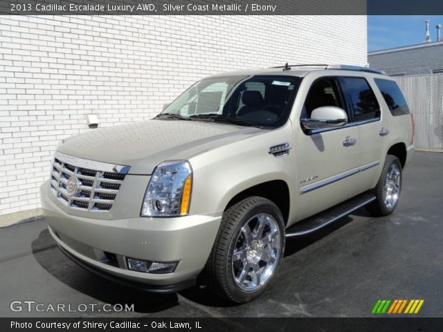 2013 Cadillac Escalade Luxury AWD in Silver Coast Metallic