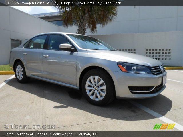 2013 Volkswagen Passat 2.5L S in Tungsten Silver Metallic