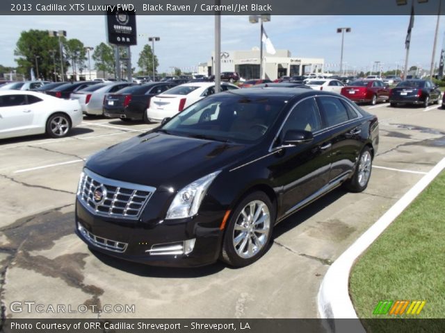2013 Cadillac XTS Luxury FWD in Black Raven