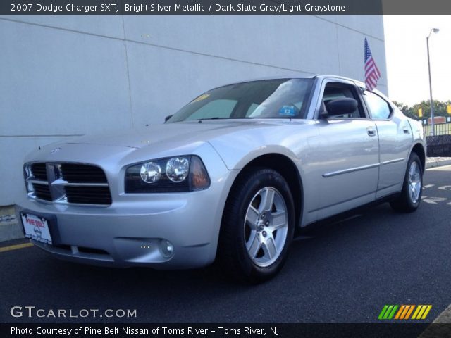 2007 Dodge Charger SXT in Bright Silver Metallic