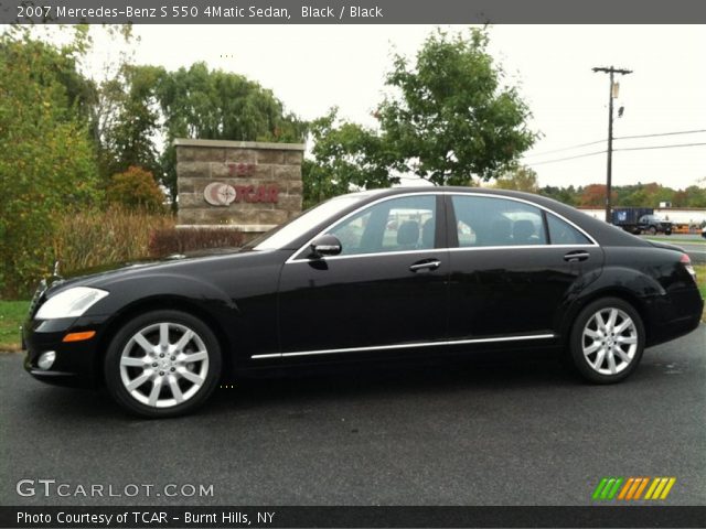 2007 Mercedes-Benz S 550 4Matic Sedan in Black