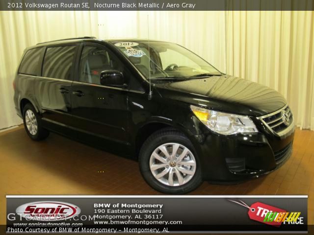 2012 Volkswagen Routan SE in Nocturne Black Metallic