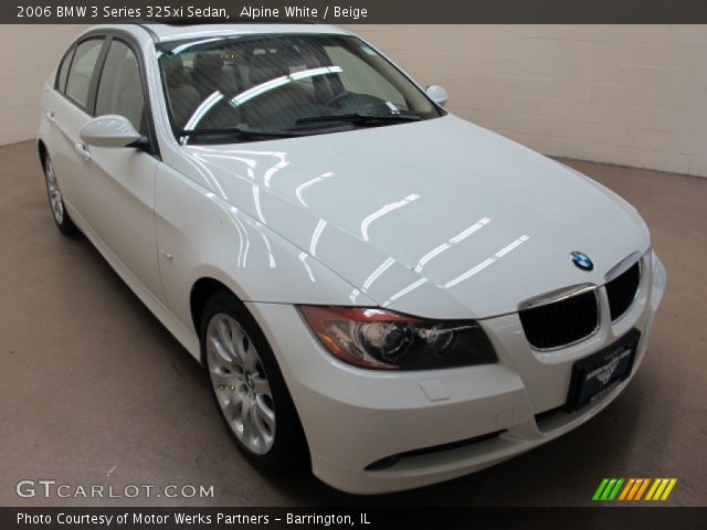 2006 BMW 3 Series 325xi Sedan in Alpine White