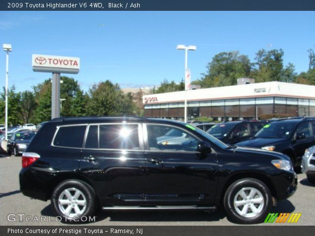 2009 Toyota Highlander V6 4WD in Black