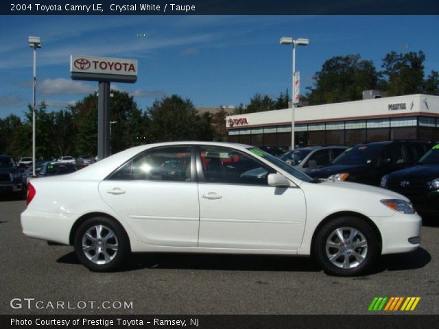 2004 Toyota Camry LE in Crystal White