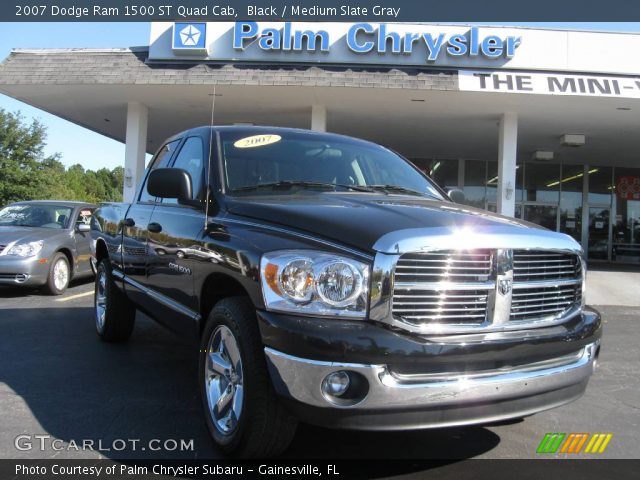 2007 Dodge Ram 1500 ST Quad Cab in Black