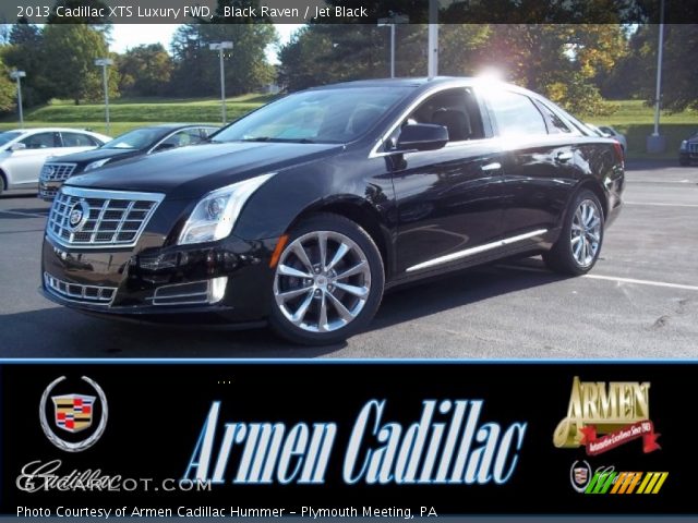 2013 Cadillac XTS Luxury FWD in Black Raven