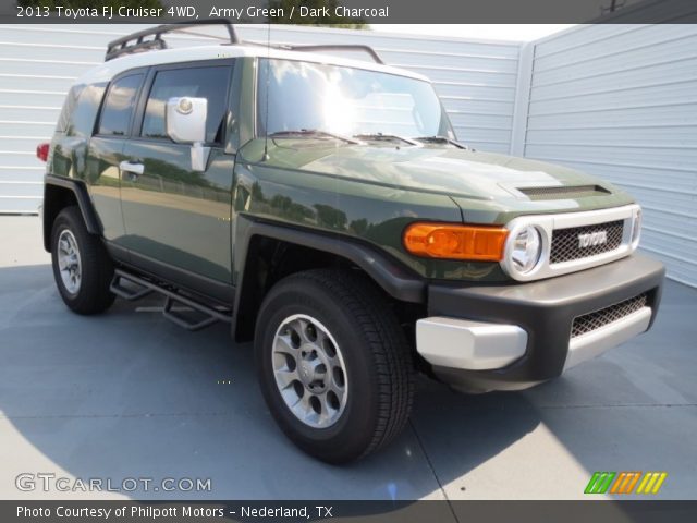 2013 Toyota FJ Cruiser 4WD in Army Green