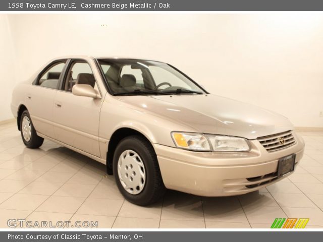 1998 Toyota Camry LE in Cashmere Beige Metallic