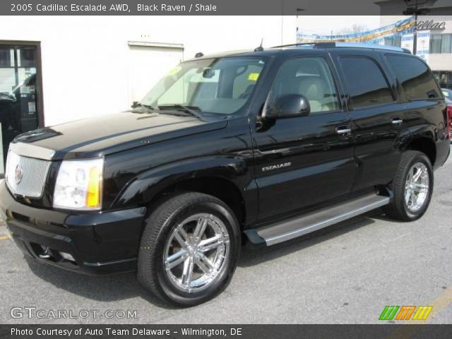 2005 Cadillac Escalade AWD in Black Raven